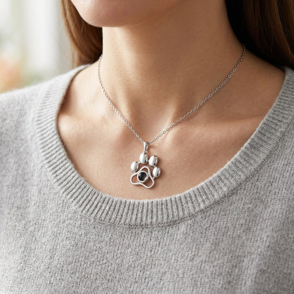Collier Patte – Souvenance